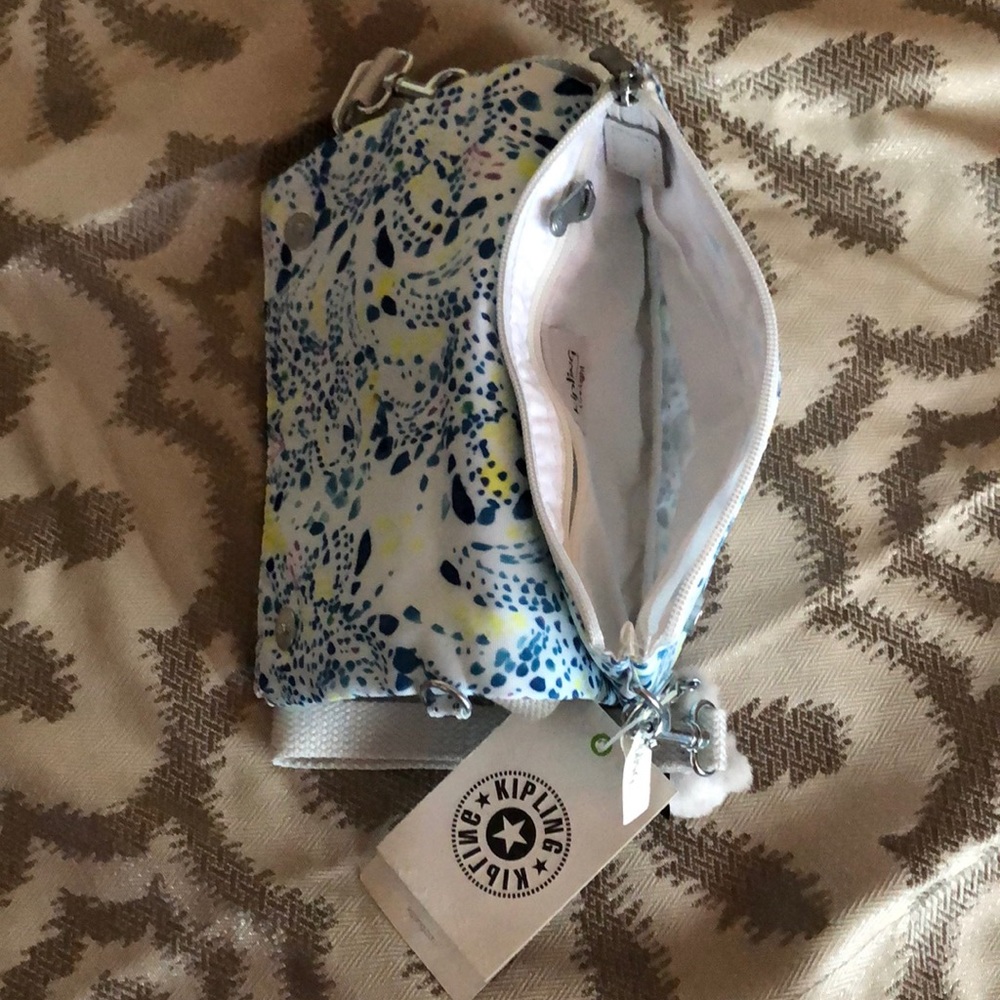 KIPLING LYNNE DELICATE VINES CONVERTIBLE BAG👛 - Picture 13 of 13